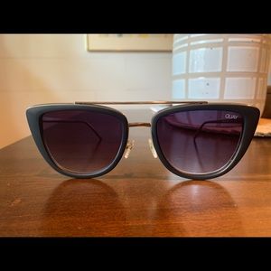 Quay Sunglasses - French Kiss